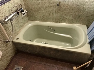 【ブログ更新】お風呂の解体を手伝ったら、こうなった。