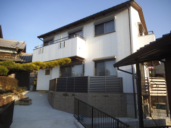 子供がすくすく育つ！　２０代のご夫婦が子育てを愉しむ家　愛知県 豊田市　ｷｯｽﾞｷｯﾁﾝｶｳﾝﾀｰ