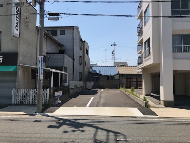 駐車場あります